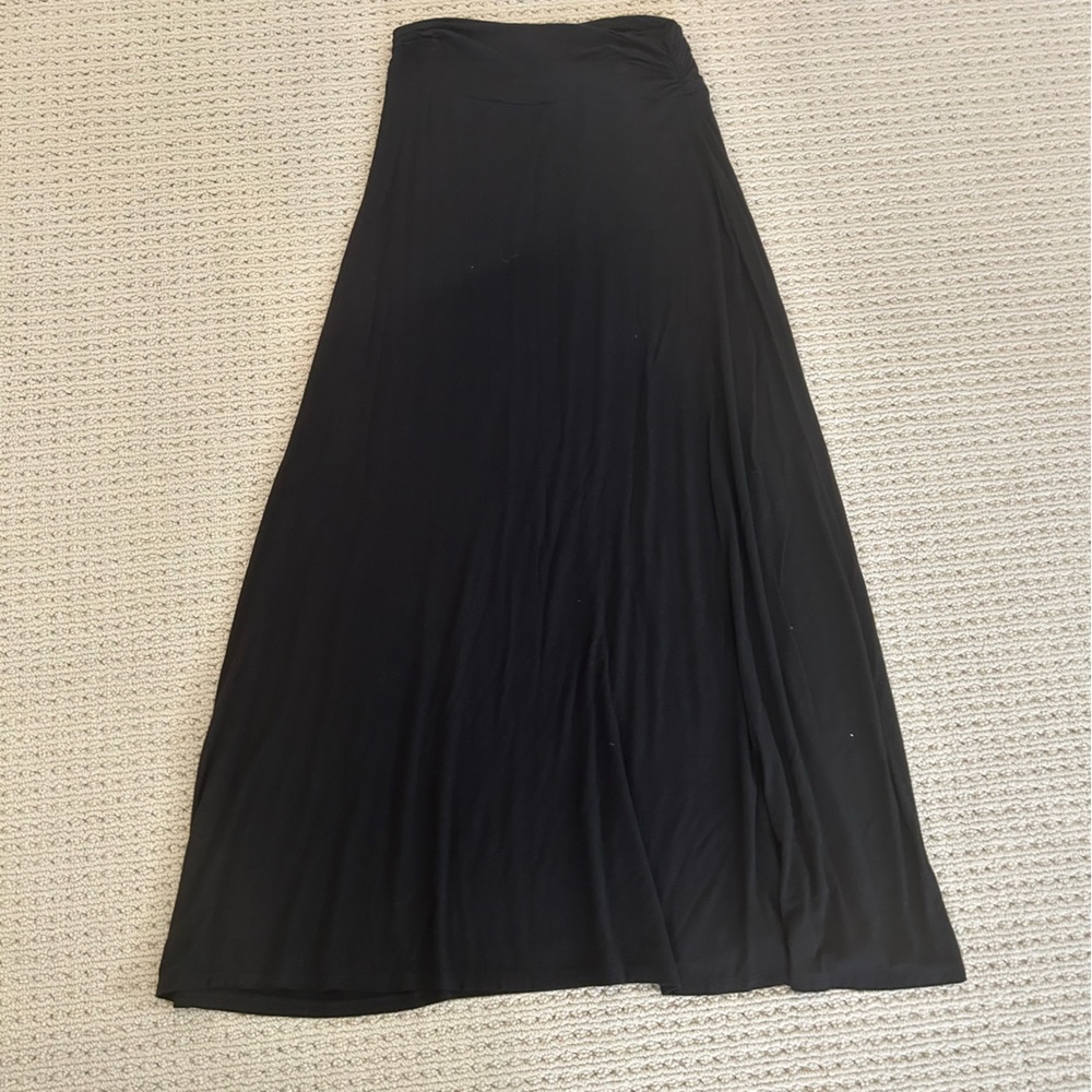Long flowy black skirt